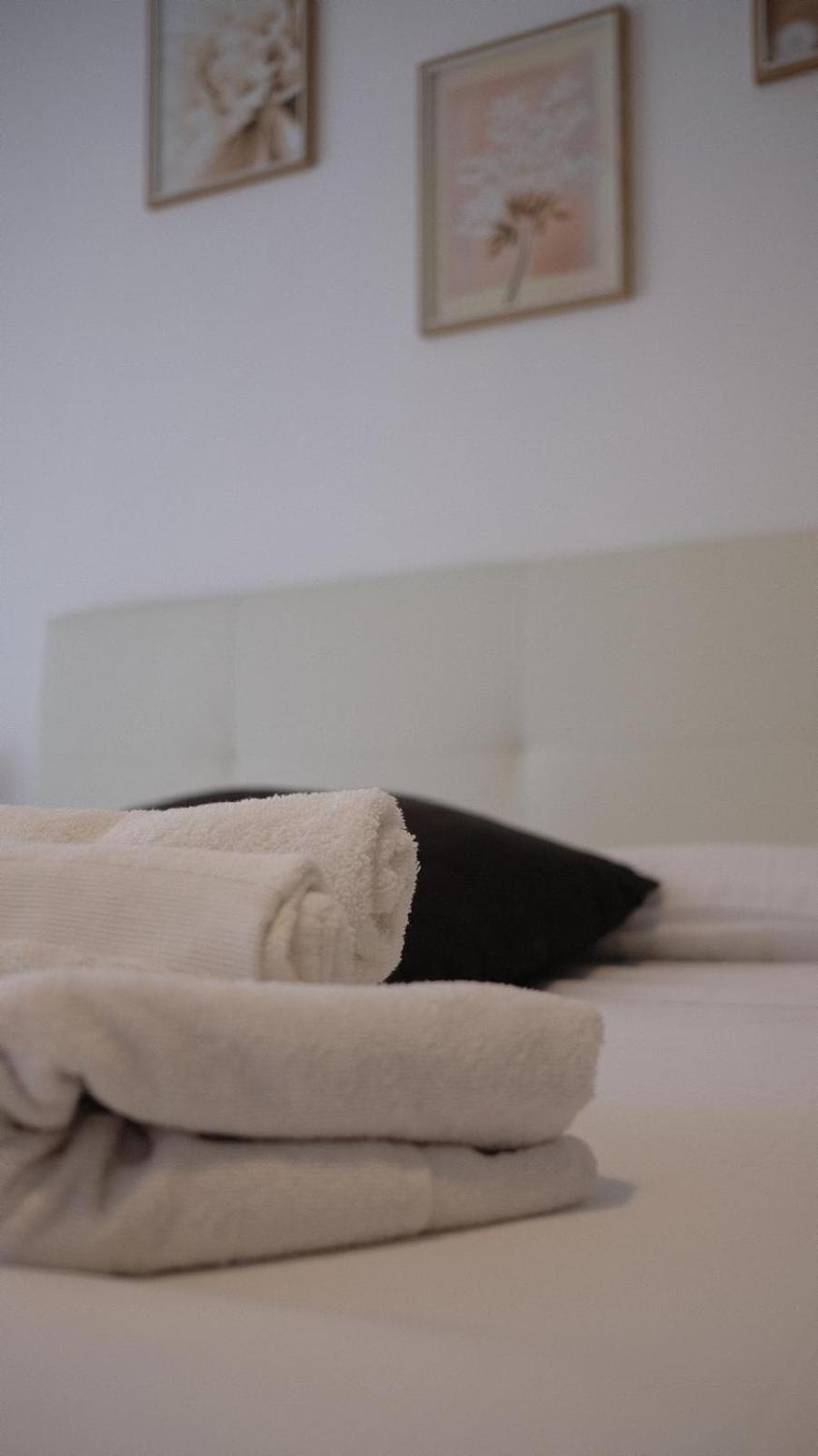 Augusto'S House B&B Рим Екстер'єр фото